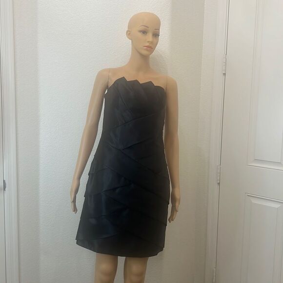 Jessica McClintock Black Dress Size 6 Strapless Satin Mini Slimming Tiered Layer - Picture 1 of 11